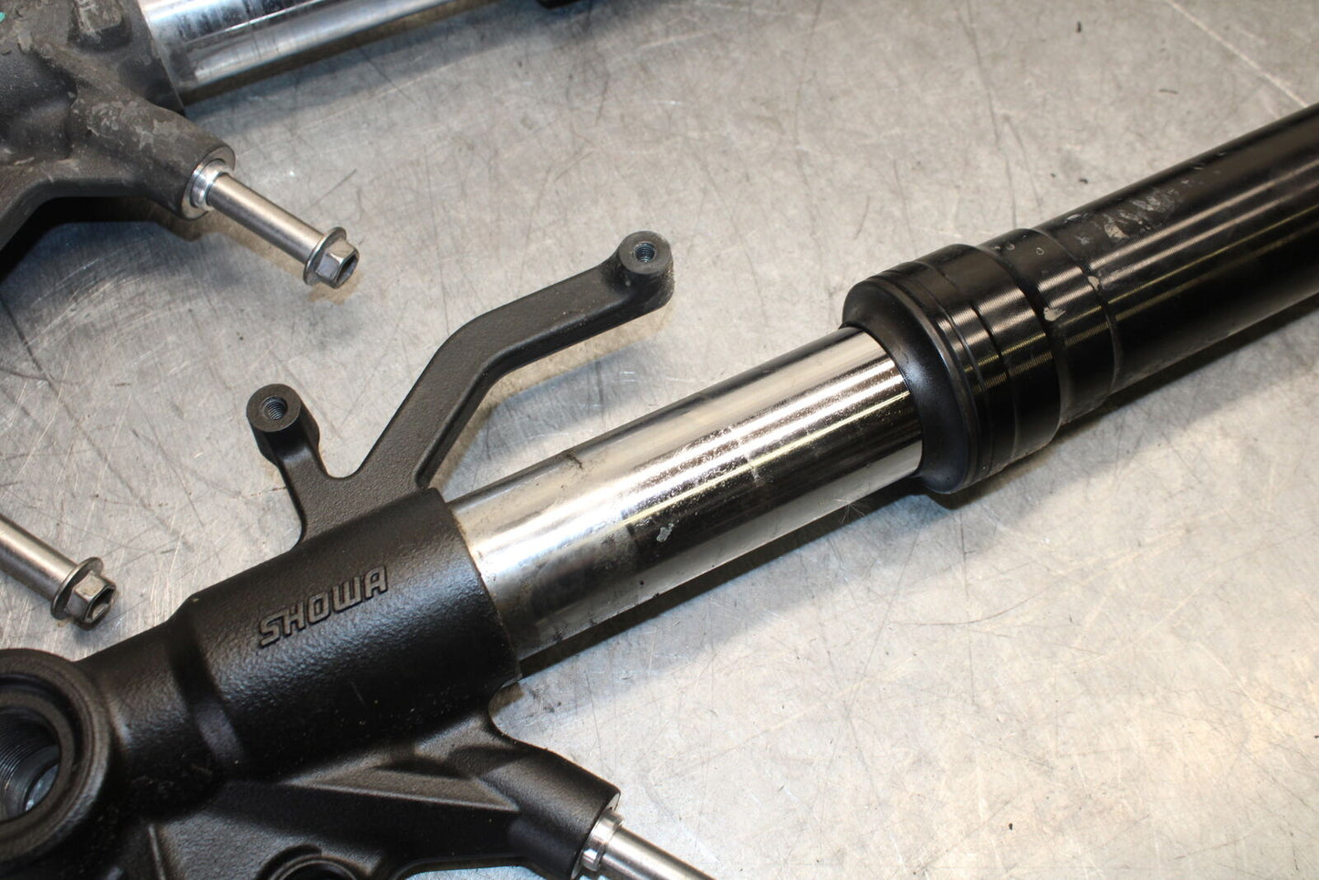 13-18 KAWASAKI NINJA ZX6R FRONT FORKS SHOCK SUSPENSION SET PAIR  BB682