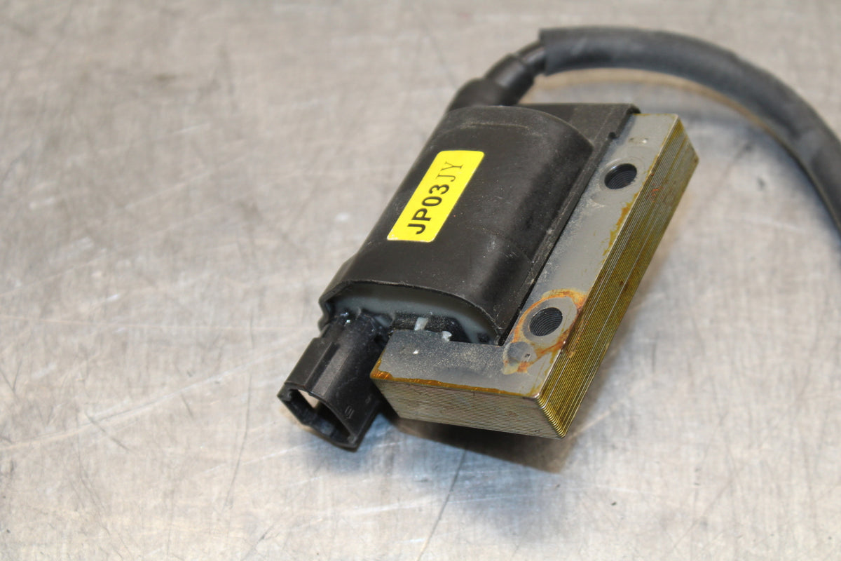 17-24 KTM 390 DUKE IGNITION COIL SPARK PLUG CAP  BB734