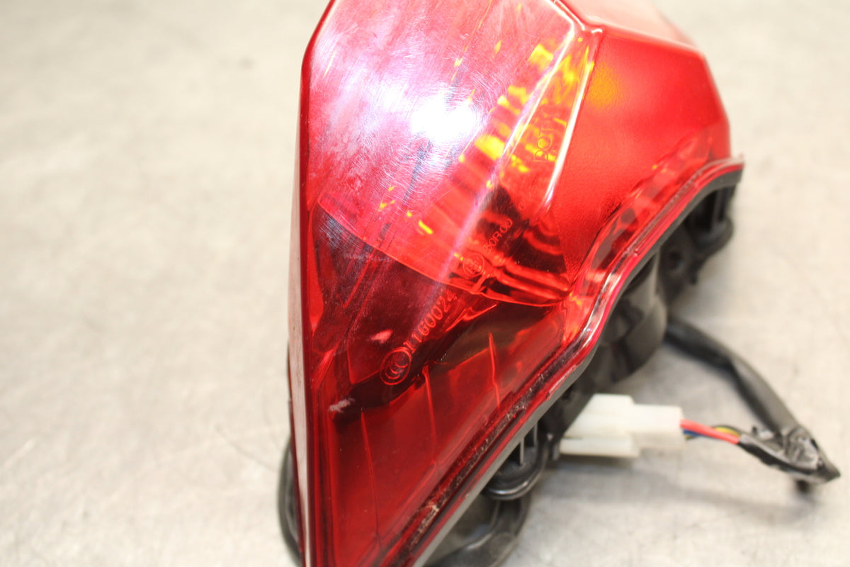 13-17 KAWASAKI NINJA 300 REAR TAIL TAILLIGHT BACK BRAKE LIGHT BB128