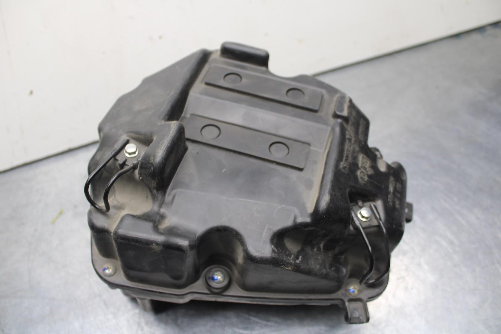 17-20 KAWASAKI NINJA 650 EX650 ABS AIRBOX AIR INTAKE FILTER BOX BB88