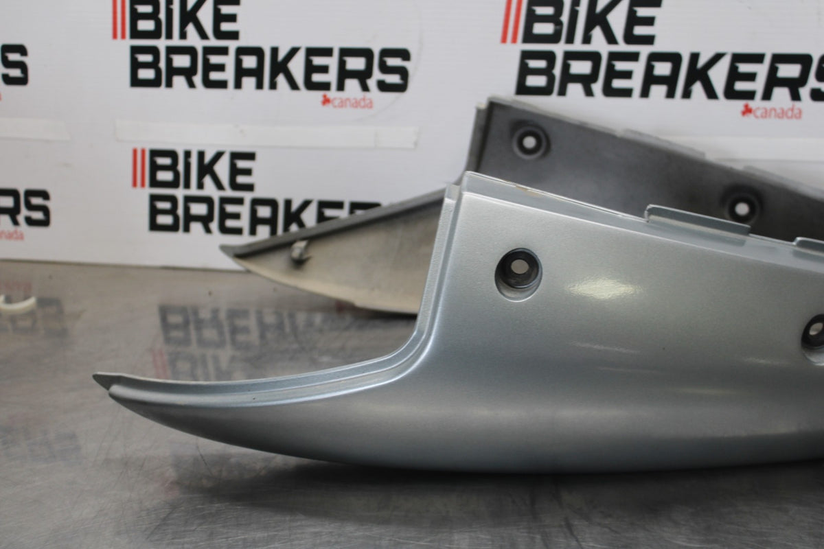 00-05 KAWASAKI NINJA ZX12R REAR BACK TAIL FAIRING COWL SHROUD BB892