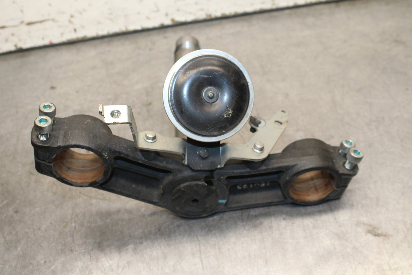 14-15 KAWASAKI NINJA 650 EX650F ABS FRONT CLAMP LOWER TRIPLE TREE STEM BB741