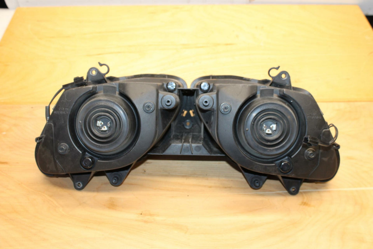 02-03 YAMAHA YZF R1 5PW FRONT HEADLIGHT HEAD LIGHT LAMP BB313