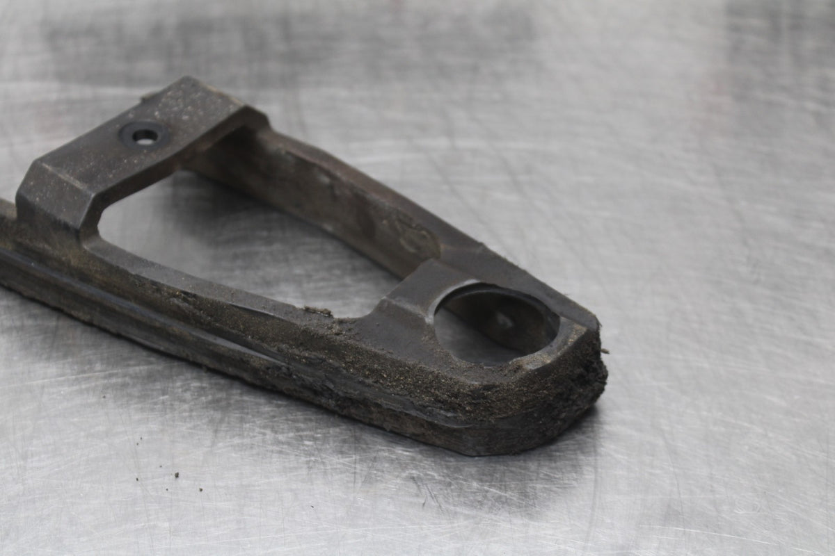 08 SUZUKI SV650 SWINGARM CHAIN BUFFER SLIDER GUIDE BB846