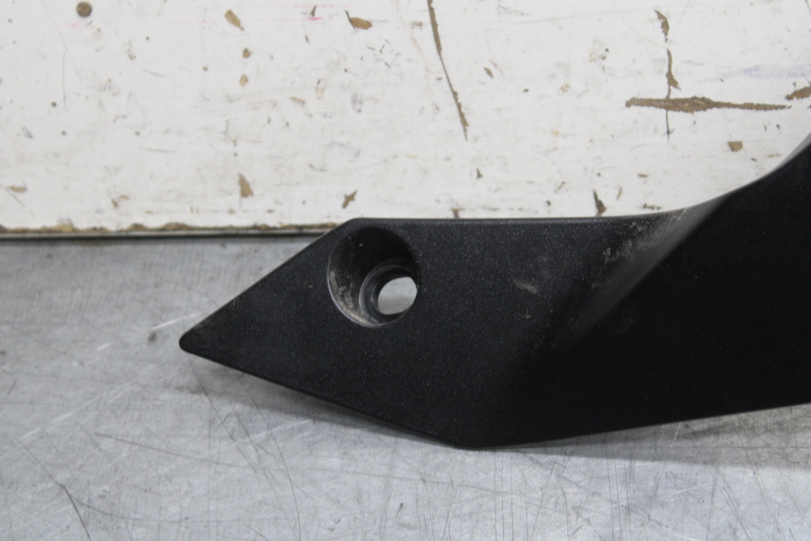 24 KAWASAKI NINJA 500 ABS RIGHT LOWER BOTTOM BELLY SIDE FAIRING COWL  BB730