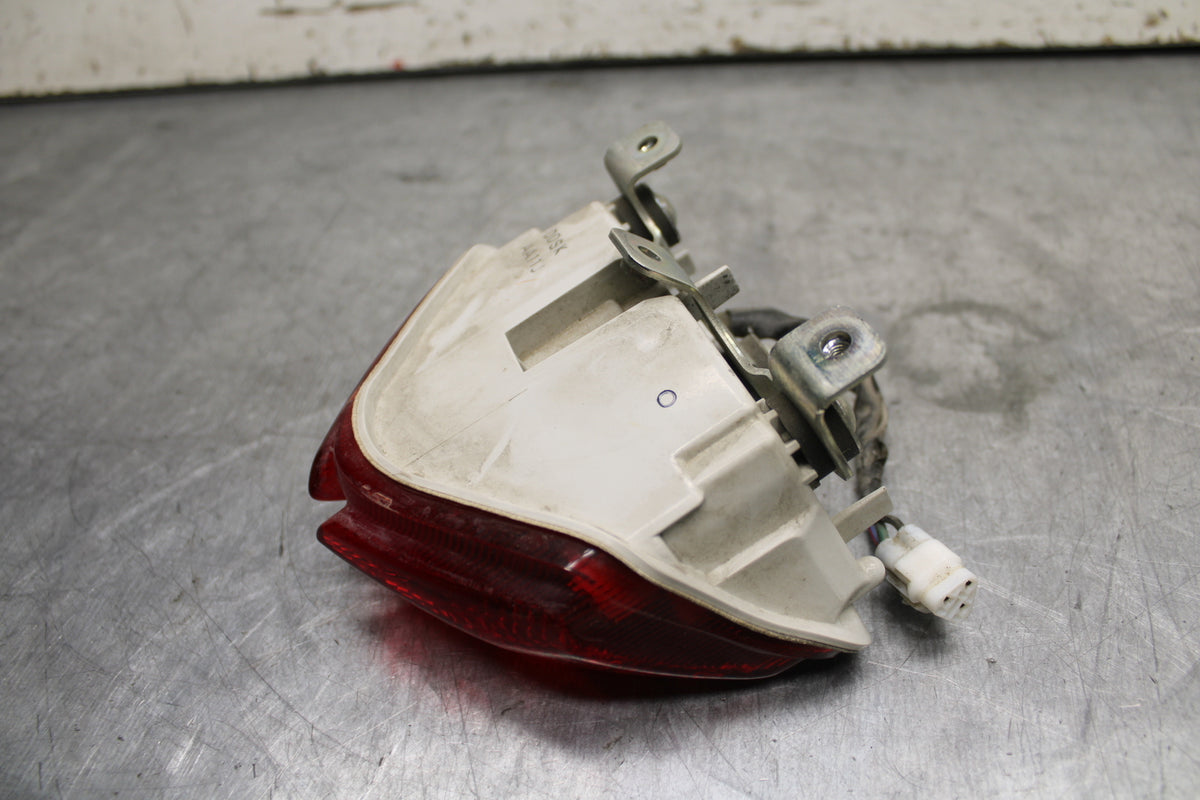 11-24 SUZUKI GSXR750 REAR TAIL TAILLIGHT BACK BRAKE LIGHT 35710-14J30 BB714