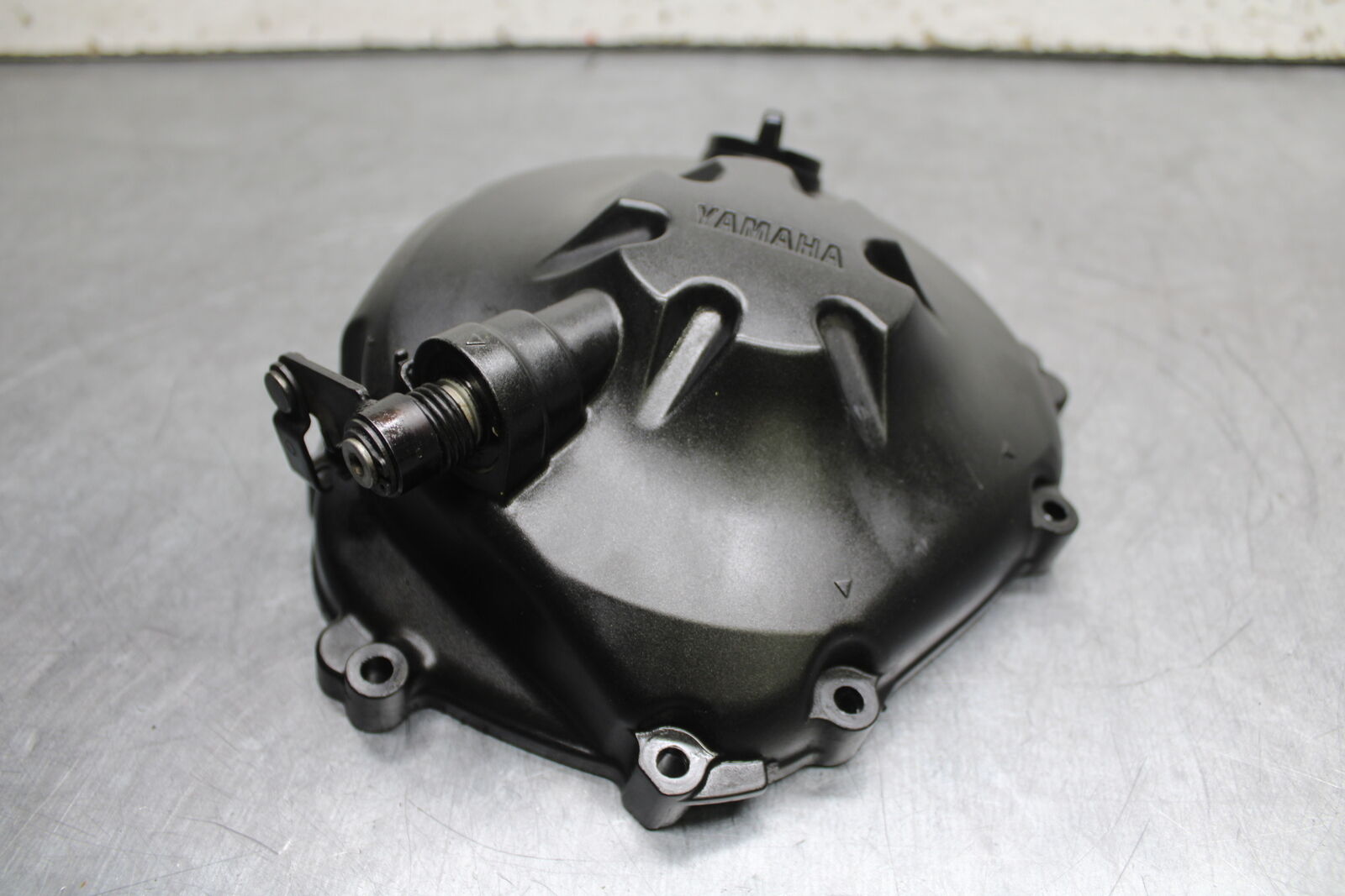 06 YAMAHA YZF R6 CLUTCH SIDE ENGINE MOTOR COVER BB716