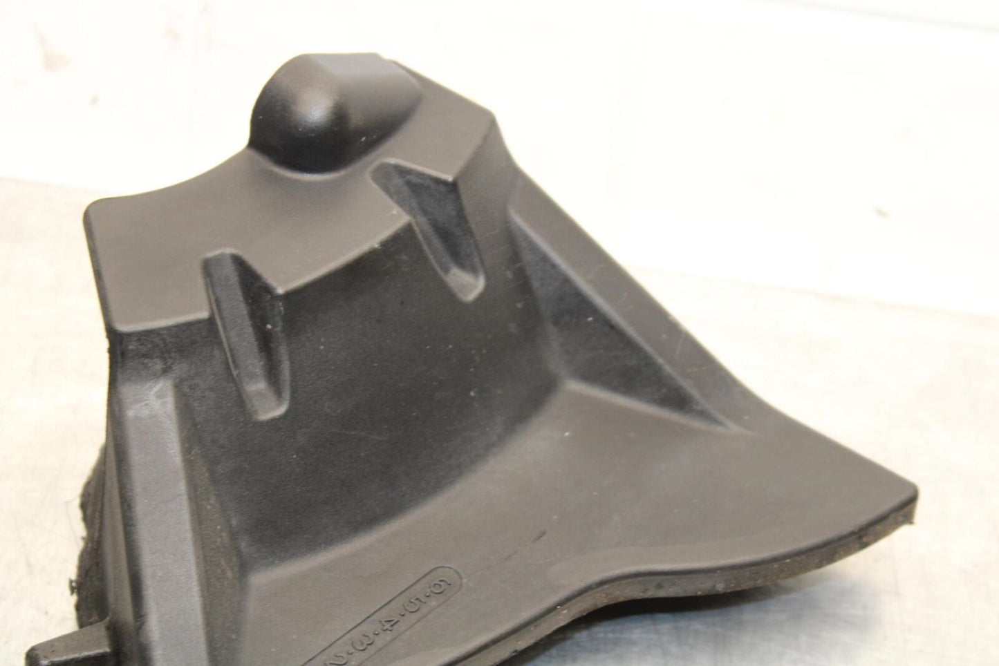 2008 Honda CBR1000RR ENGINE SPROCKET COVER 11350-MFL-000 BB579