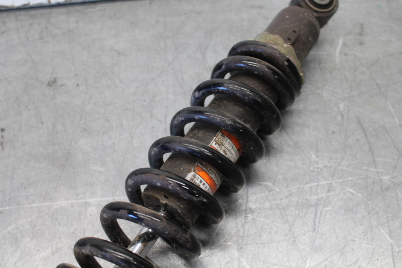 19-22 KAWASAKI Z400 REAR BACK SHOCK ABSORBER SUSPENSION BB708
