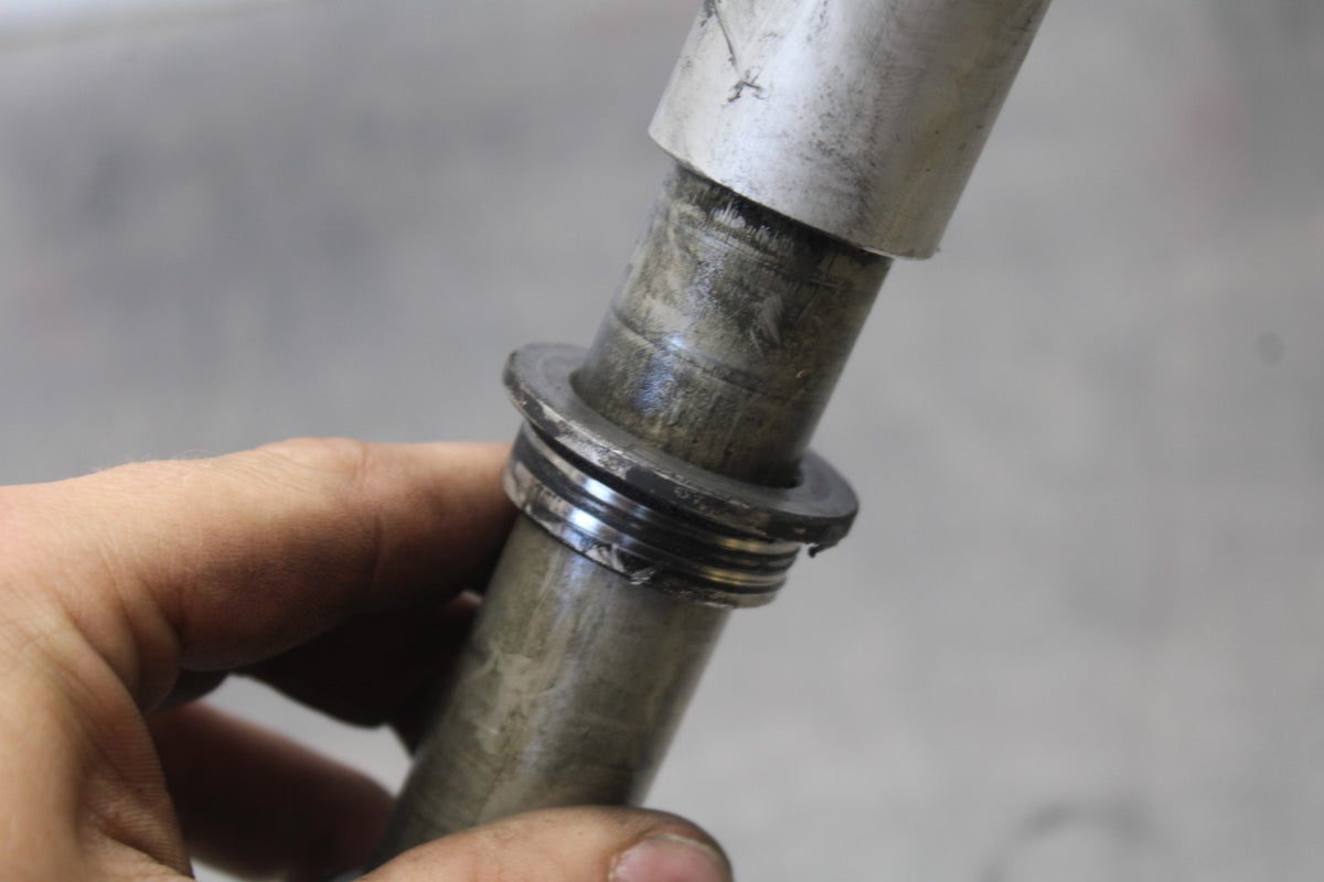 08 KAWASAKI NINJA ZX10R FRONT WHEEL RIM AXLE PIVOT BOLT BB902