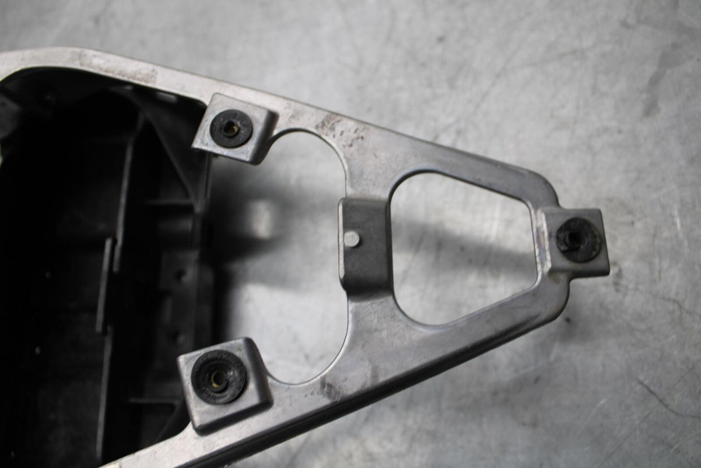 2009 Kawasaki Ninja ZX6R ZX600R REAR TAIL SUBFRAME SUB FRAME 32160-0398  BB548