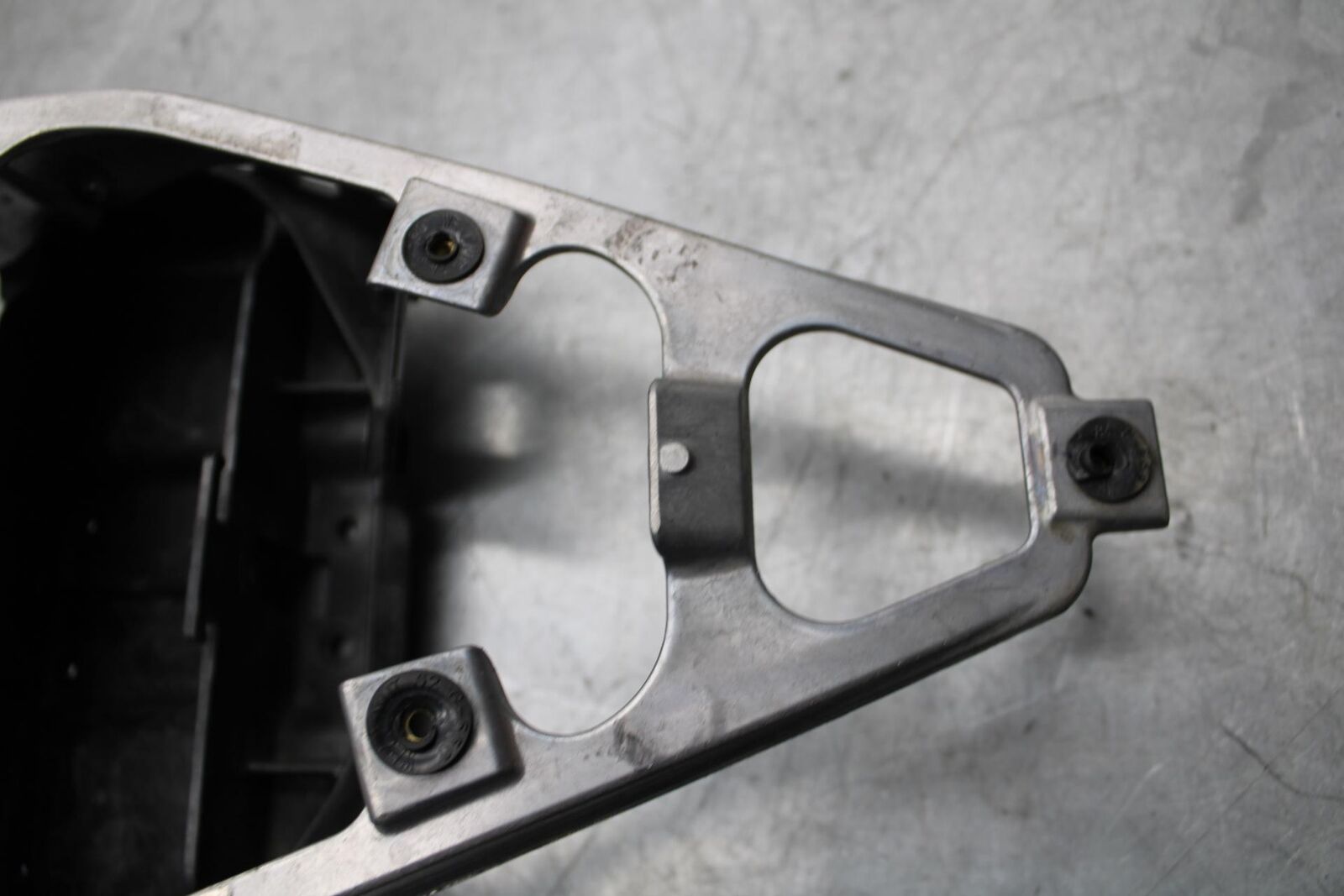 2009 Kawasaki Ninja ZX6R ZX600R REAR TAIL SUBFRAME SUB FRAME 32160-0398  BB548