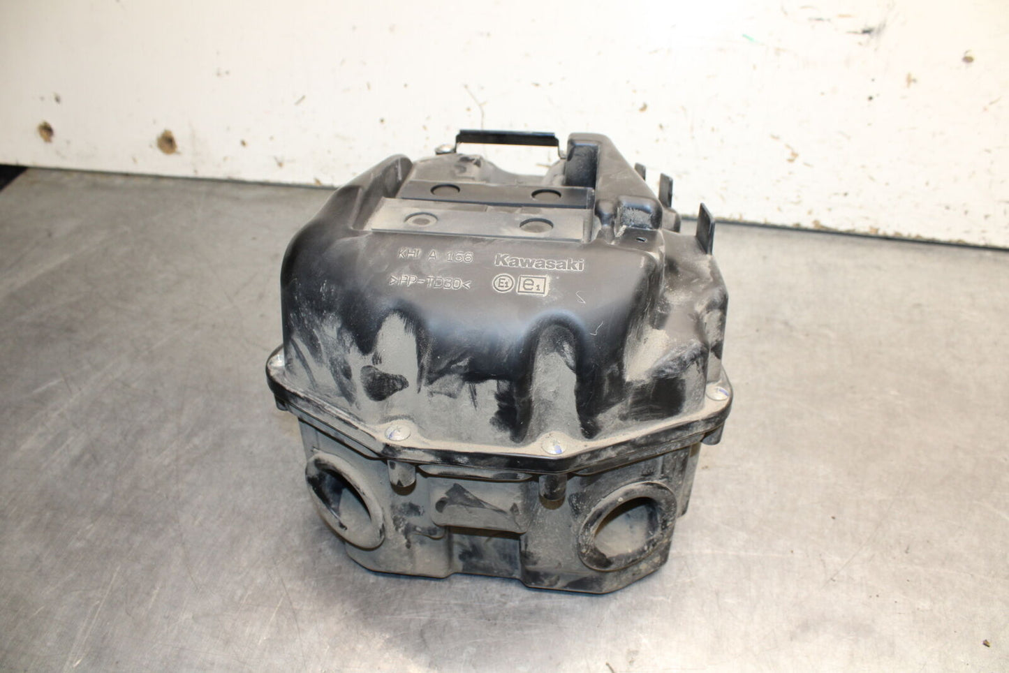 16-17 KAWASAKI VULCAN S 650 EN650 ABS AIRBOX AIR INTAKE FILTER BOX BB731