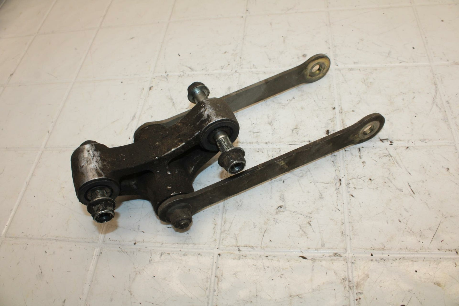 96-03 KAWASAKI NINJA ZX7R REAR DOGBONE SHOCK LINKAGE LINK BB20