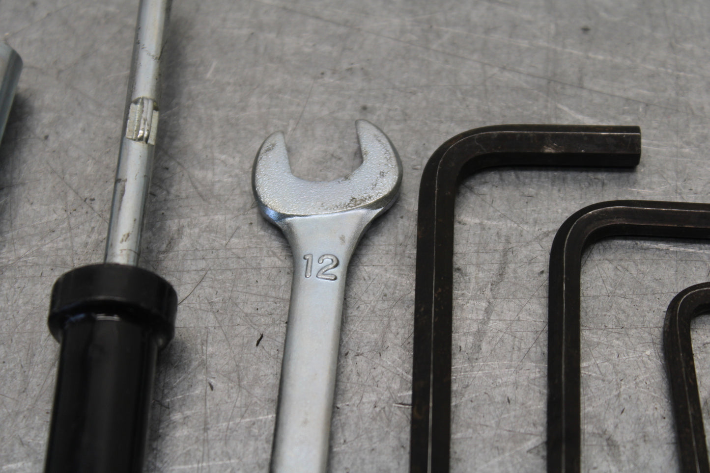 16 KAWASAKI NINJA ZX10R STOCK TOOLS OEM TOOL BAG KIT SET 56007-0141 BB650