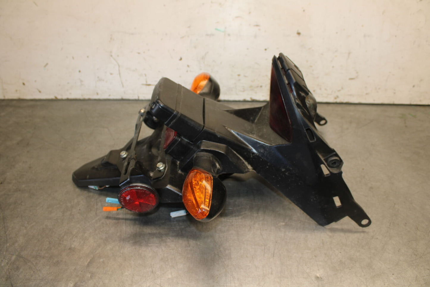 13-15 HONDA CBR500R REAR BACK FENDER MUD GUARD BB704