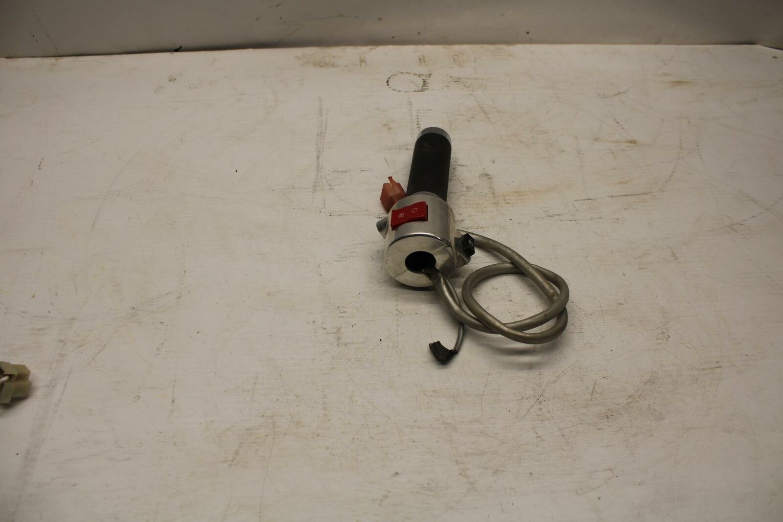 05-07 HONDA VTX1800F2 RIGHT CLIP ON HANDLE KILL OFF START SWITCH SWITCHES BB351