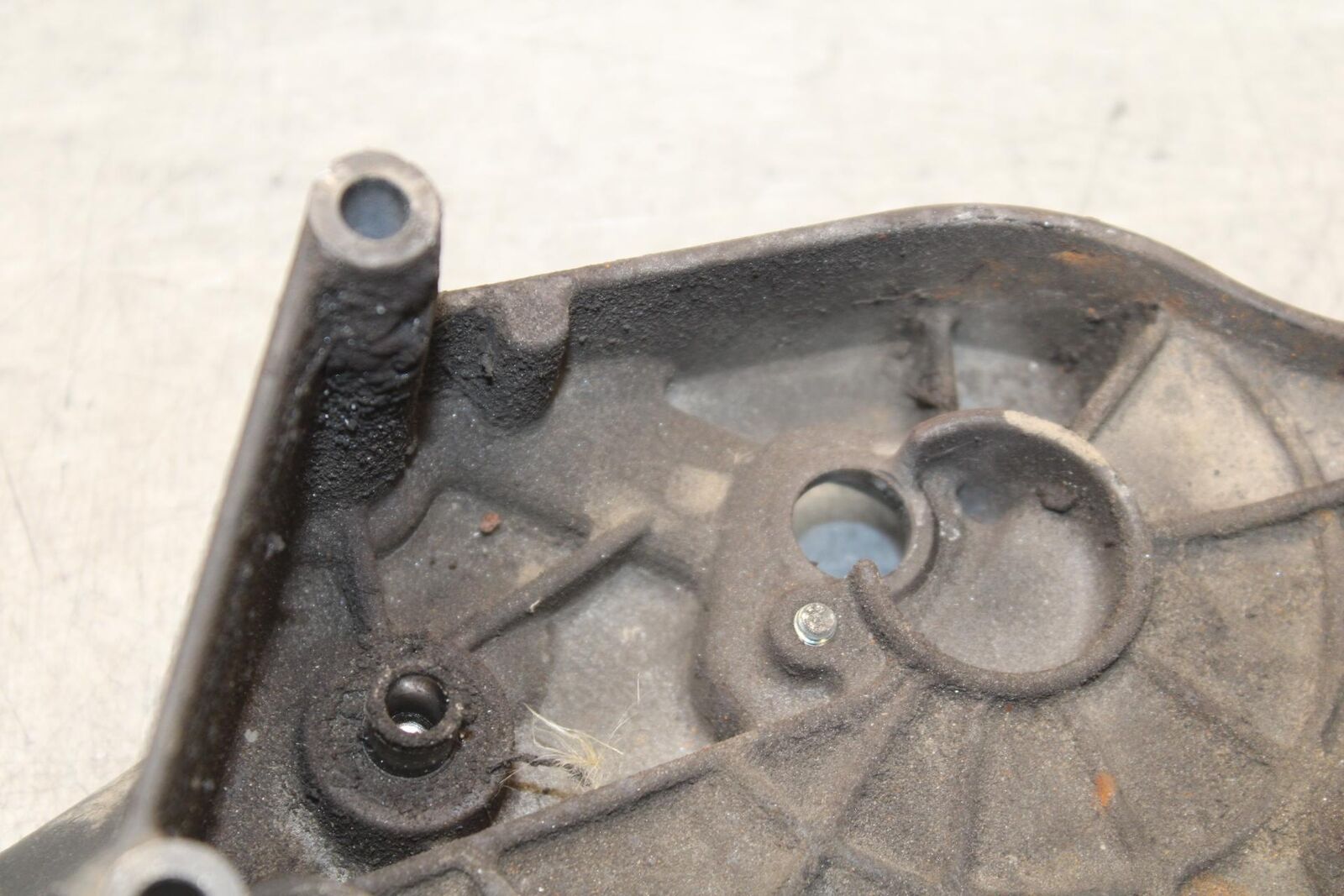 2011 Suzuki GSXR600 ENGINE SPROCKET COVER BB94