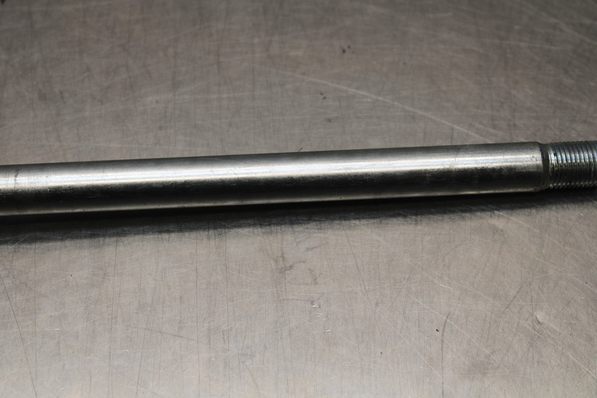 18-26 KAWASAKI Z400 FRONT WHEEL RIM AXLE PIVOT BOLT BB852