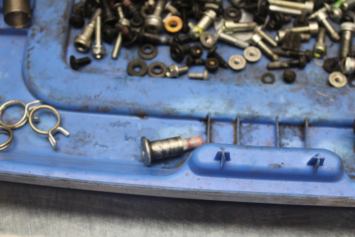 16 DUCATI 959 PANIGALE MOUNTING BOLTS HARDWARE SCREWS BB912