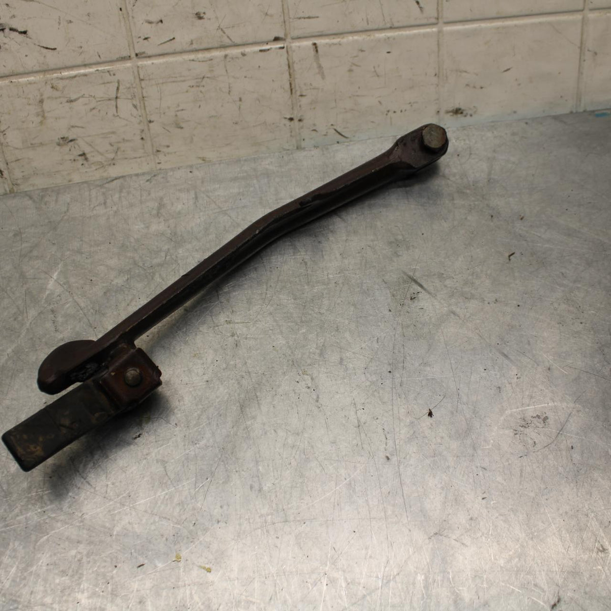 84-85 HONDA V65 SABRE KICKSTAND SIDE KICK STAND BB05