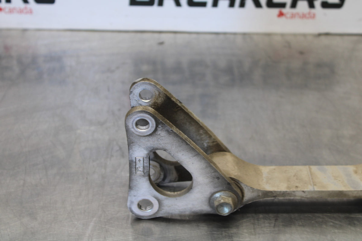 18 SUZUKI GSXR750 REAR DOGBONE SHOCK LINKAGE LINK BB891