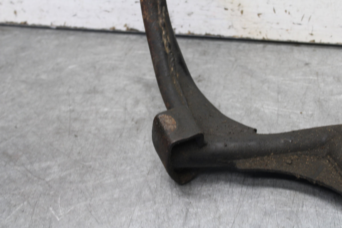 85-86 SUZUKI MADURA 1200 CENTER MAIN STAND  BB691
