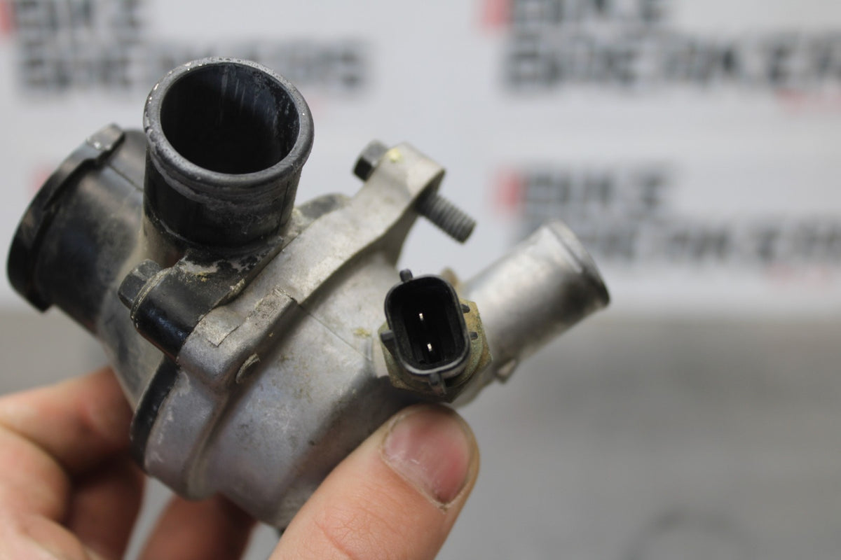 08 KAWASAKI VULCAN 1600 VN1600D NOMAD THERMOSTAT W HOUSING ASSEMBLY BB904