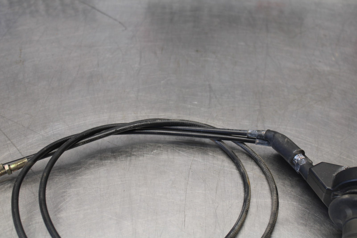 06 KAWASAKI KLR650 THROTTLE CABLE LINE HOUSING GUIDE BB919