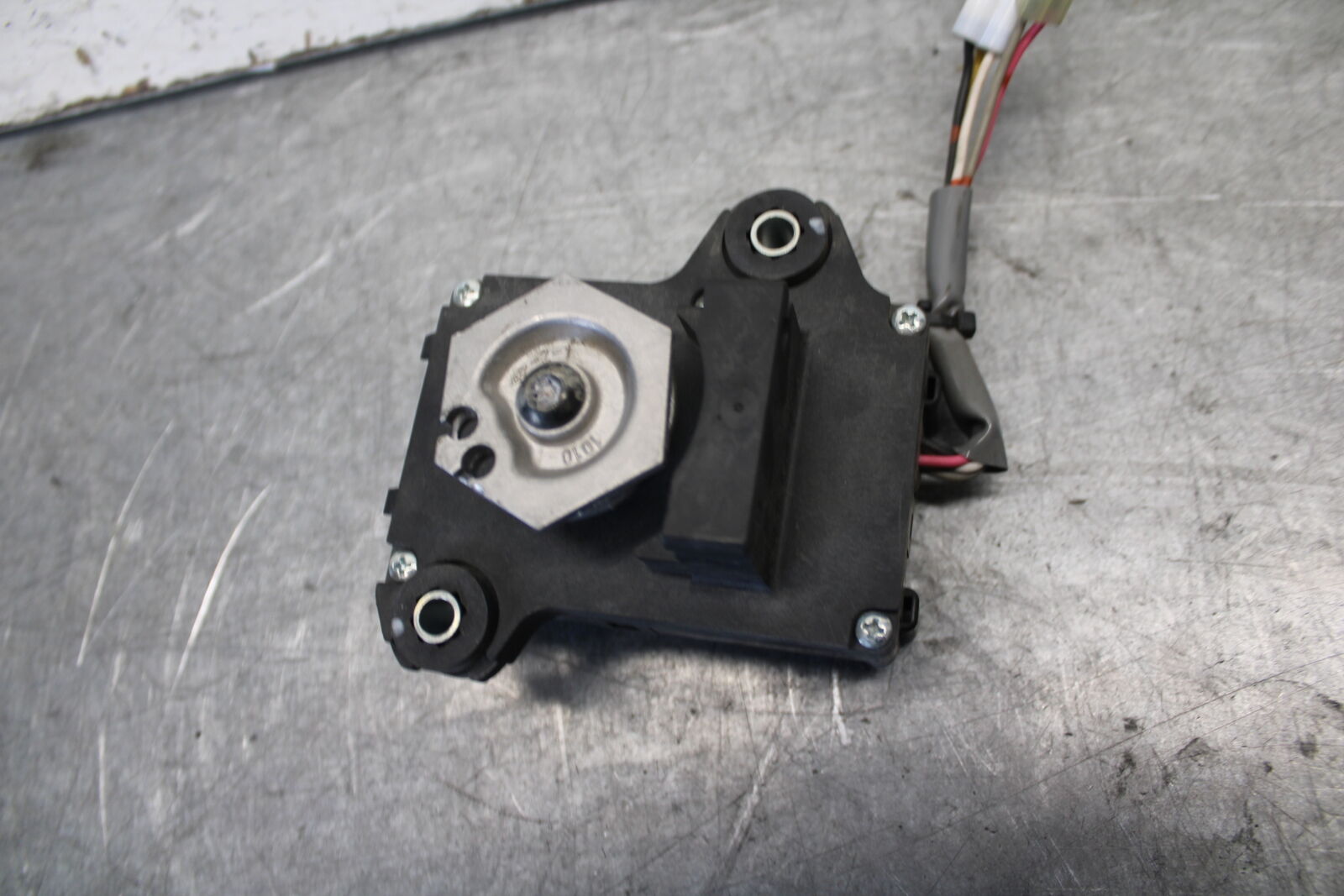 13-18 KAWASAKI NINJA ZX6R EXHAUST VALVE SERVO MOTOR BB682