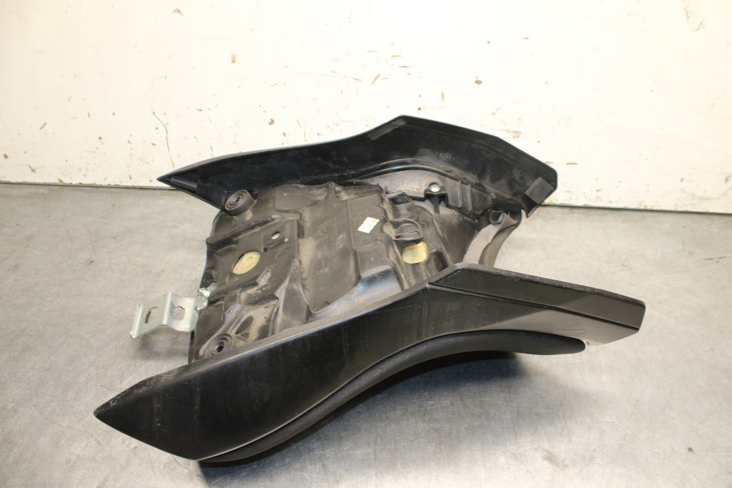 14-15 KAWASAKI NINJA 650 EX650F ABS FRONT DRIVERS SEAT PAD SADDLE PILLION BB741