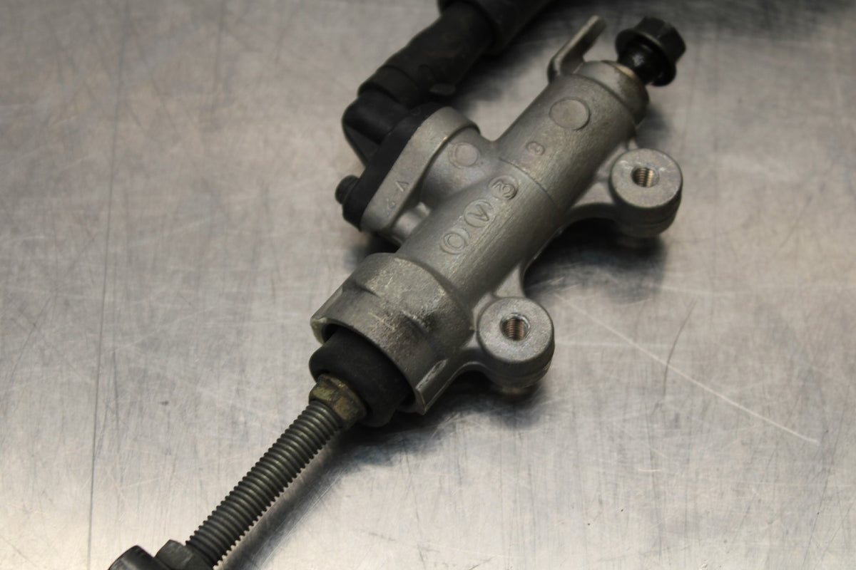 01-06 HONDA CBR600F4I REAR BACK BRAKE MASTER CYLINDER W RESERVOIR BB185