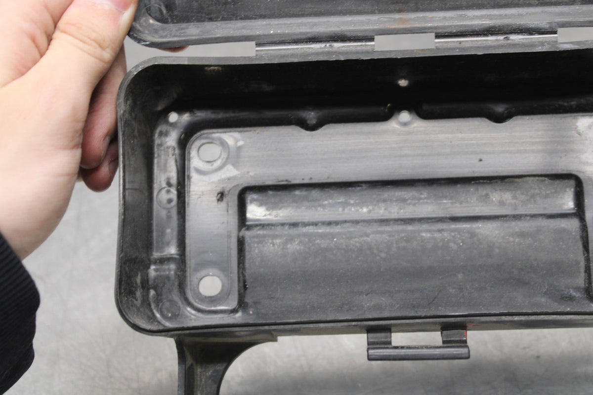08 KAWASAKI NINJA ZX10R STOCK TOOLS OEM TOOL BOX BB932