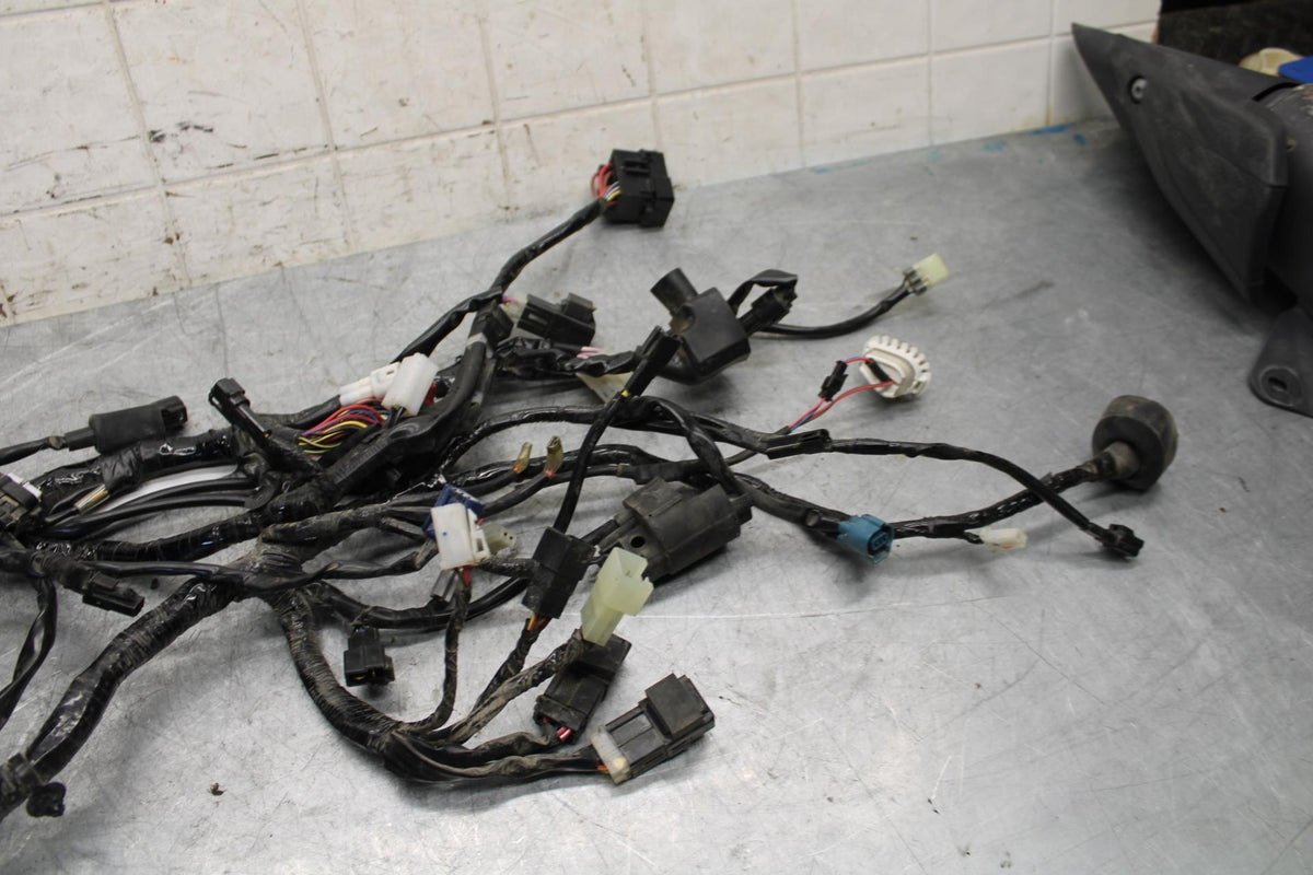 2015 Yamaha YZF R3 MAIN  WIRING HARNESS MOTOR WIRE LOOM 2MS-H2590-00-00 BB526