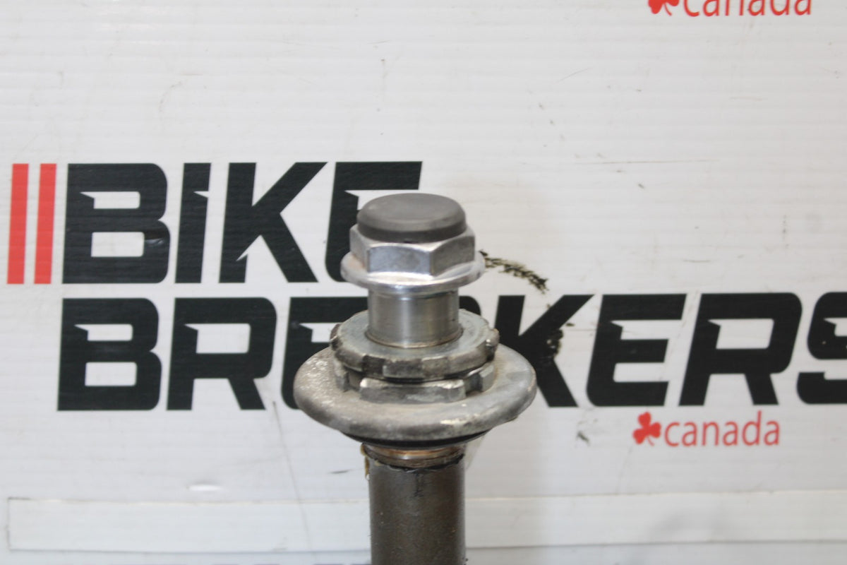 06-07 HONDA INTERCEPTOR 800 VFR800 FRONT FORKS CLAMP LOWER TRIPLE TREE BB917