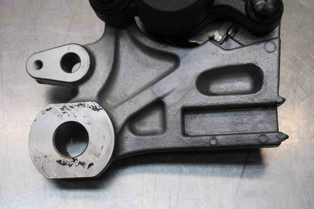22-25 YAMAHA YZF R7 REAR BACK BRAKE CALIPER W MOUNT BRACKET BB850