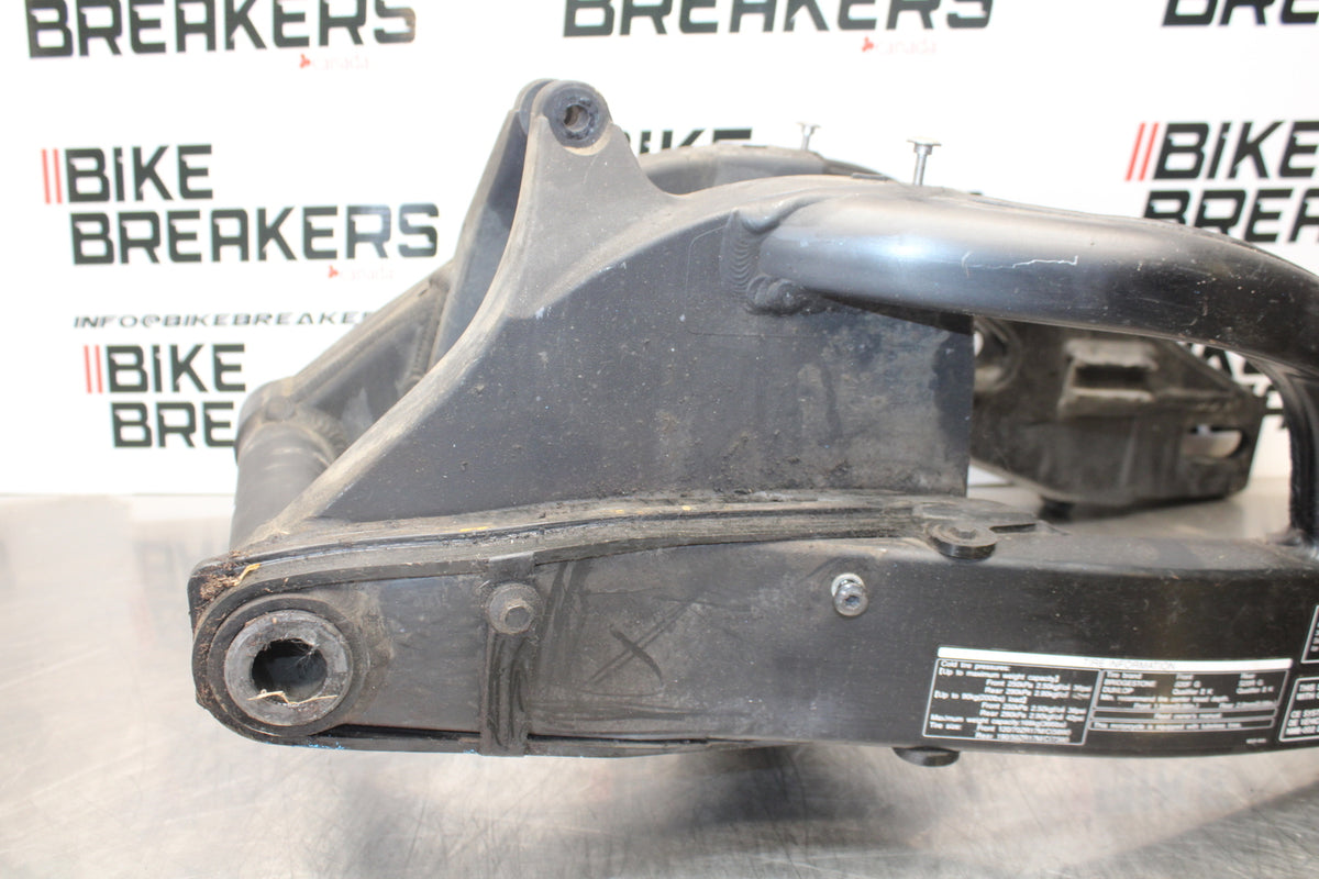 12-16 HONDA CBR1000RR REAR SWINGARM BACK SUSPENSION SWING ARM BB157