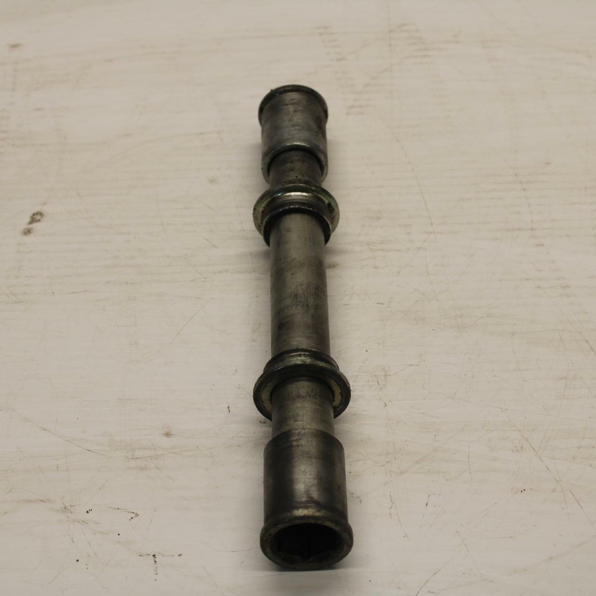 03 KAWASAKI NINJA ZX6RR ZX600K FRONT WHEEL RIM AXLE PIVOT BOLT BB264
