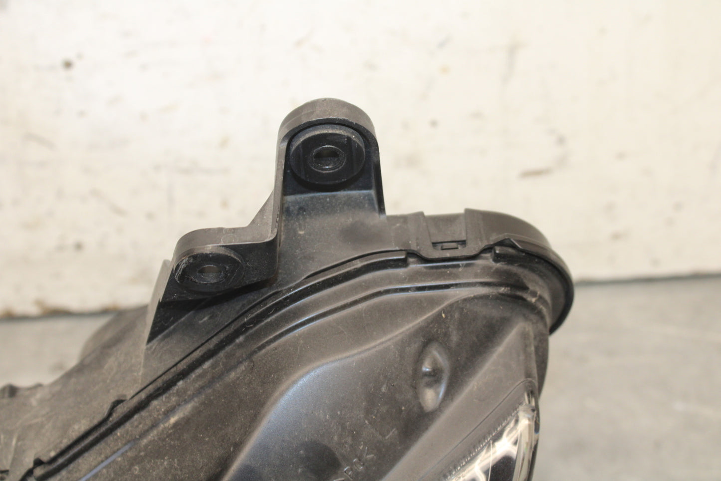 09-12 KAWASAKI NINJA ZX6R FRONT HEADLIGHT HEAD LIGHT LAMP 23007-0101 BB698