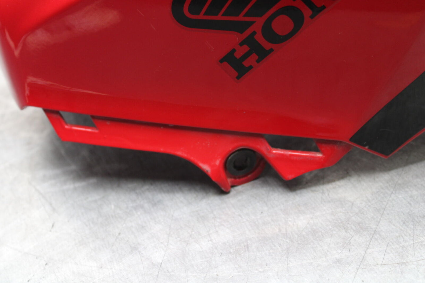 05-06 HONDA CBR600RR GAS TANK FUEL CELL COVER FAIRING COWL BB655