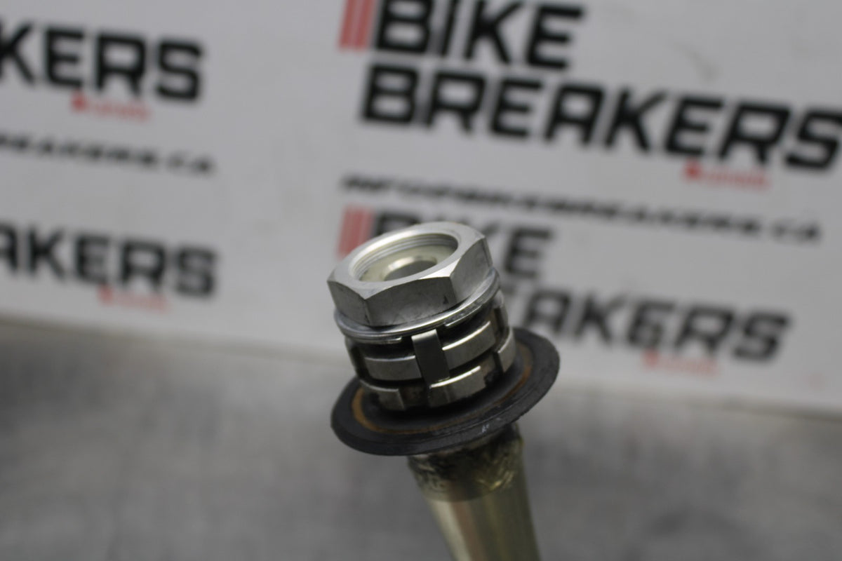 13 YAMAHA YZF R1 FRONT FORKS CLAMP LOWER TRIPLE TREE STEM BB781