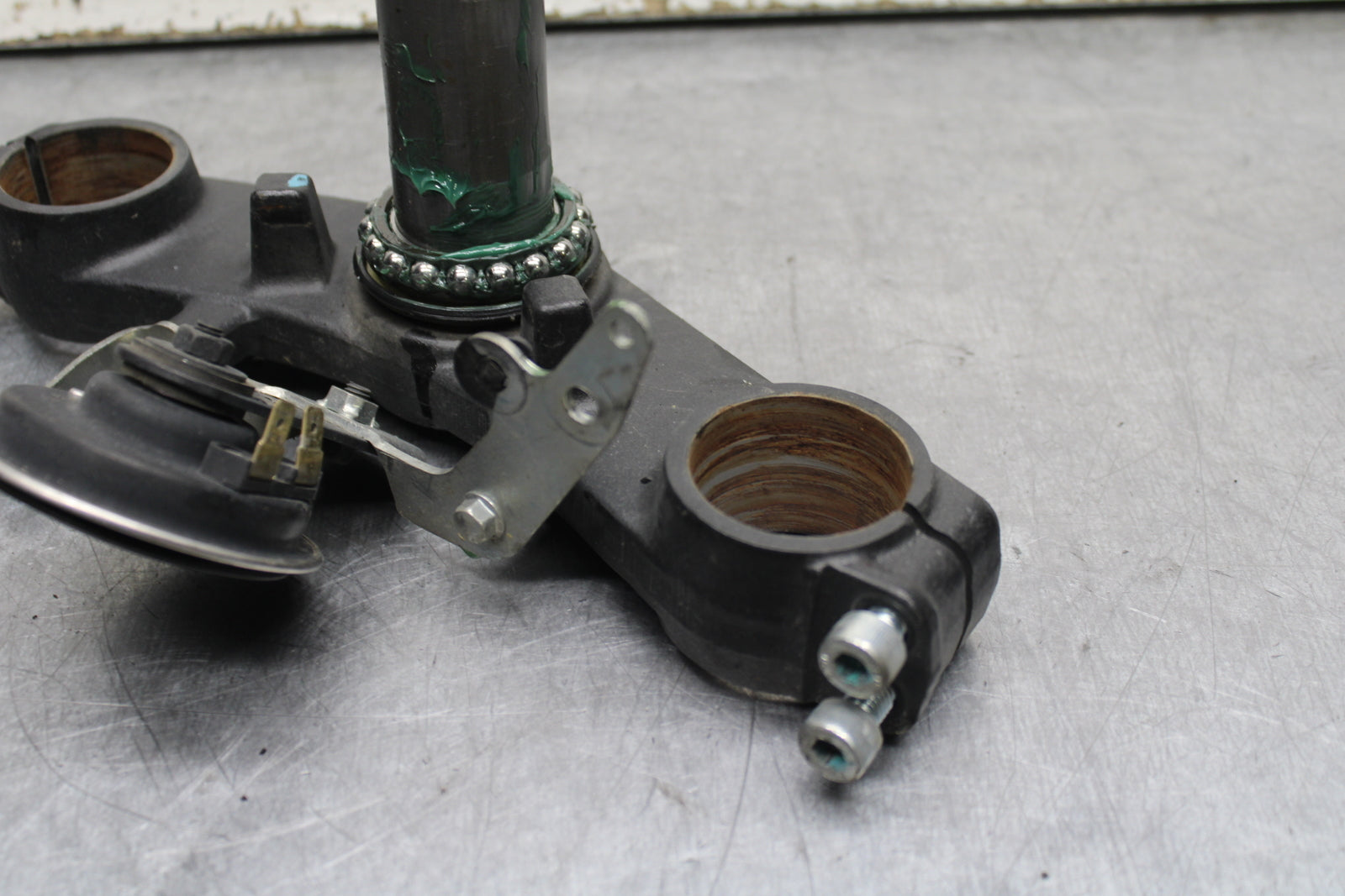 14-15 KAWASAKI NINJA 650 EX650F ABS FRONT CLAMP LOWER TRIPLE TREE STEM BB741