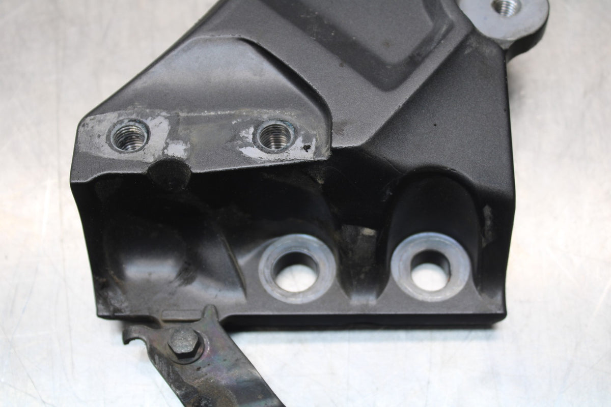 22-25 YAMAHA YZF R7 LEFT RIGHT REARSET REAR SET DRIVER PEG BRACKETS MOUNTS BB850