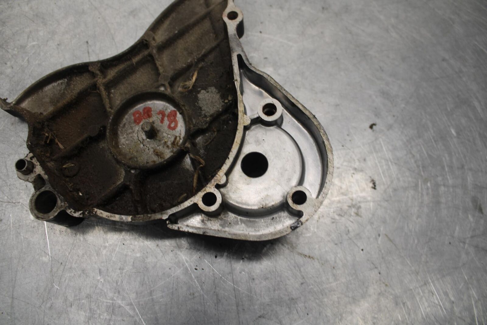 1984 Honda Interceptor 750 VF750F ENGINE SPROCKET COVER BB38