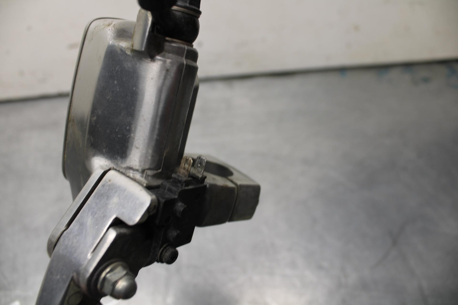  01-02 HONDA SHADOW SPIRIT 750 FRONT BRAKE MASTER CYLINDER BB632