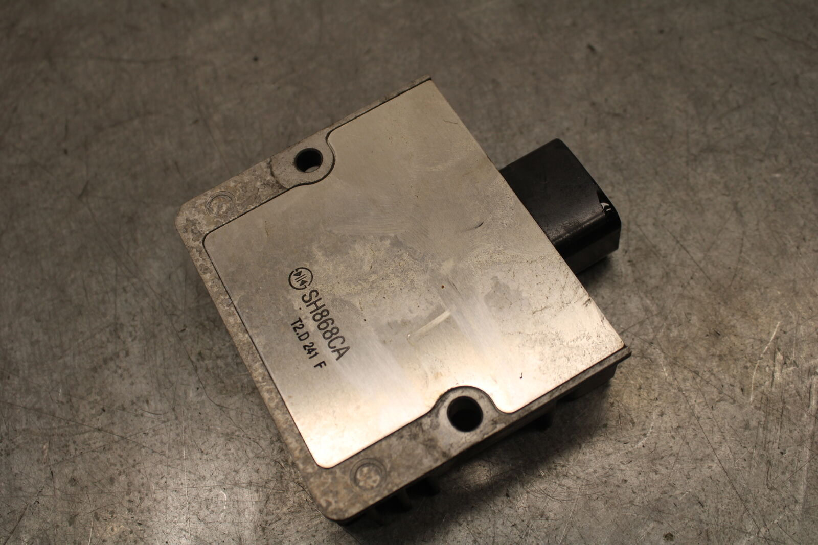 18-23 KAWASAKI NINJA 400 RECTIFIER VOLTAGE REGULATOR BB660