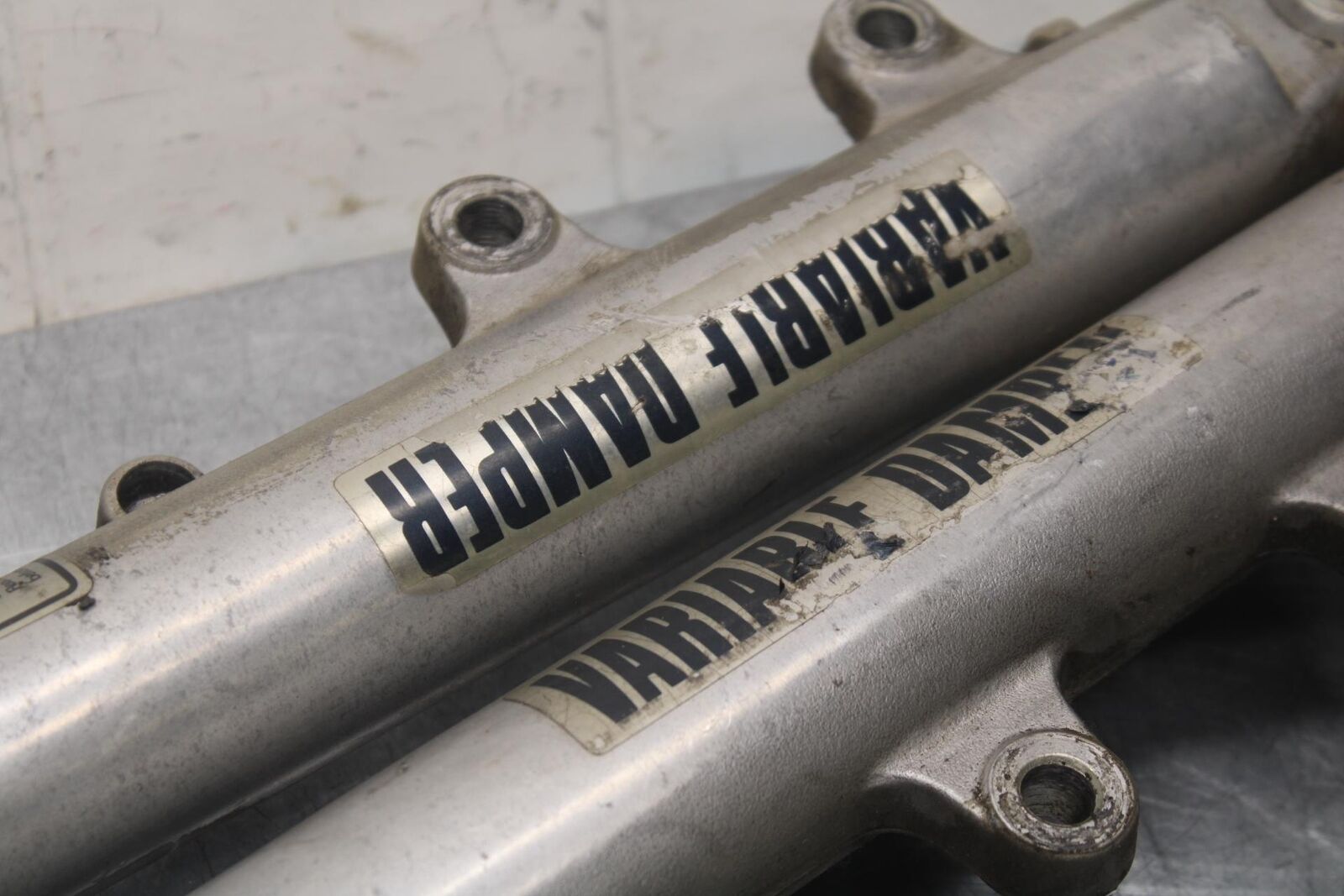 1988 Yamaha FZ600 FRONT FORKS SHOCK SUSPENSION SET PAIR BB601