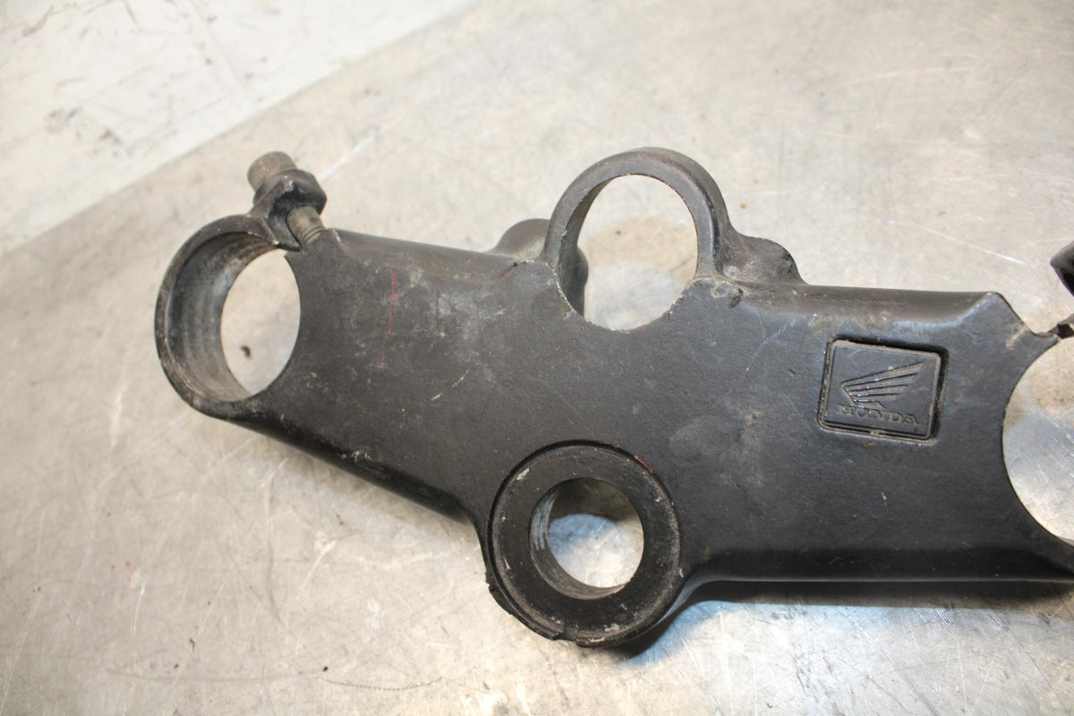 1992 Honda CBR600F2 FORKS UPPER TRIPLE TREE CLAMP BB40