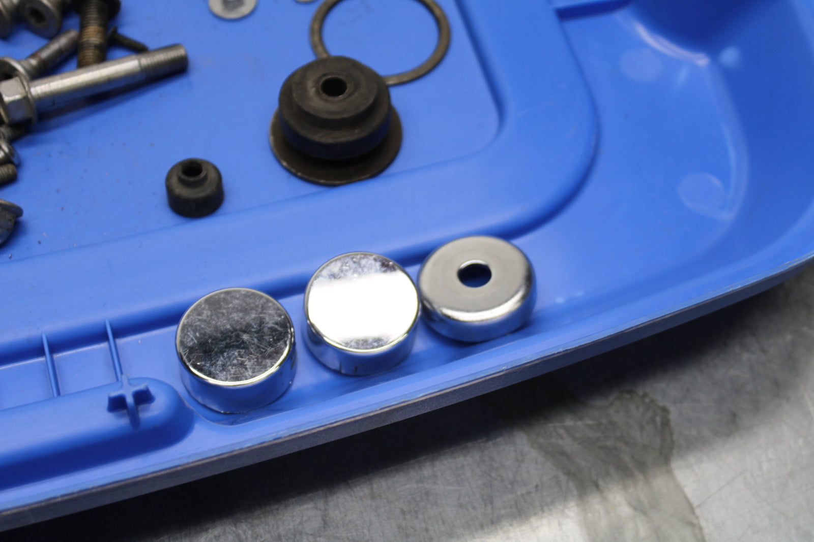 05-08 KAWASAKI VULCAN 1500 VN1500N CLASSIC MOUNTING BOLTS HARDWARE MOTOR BB133