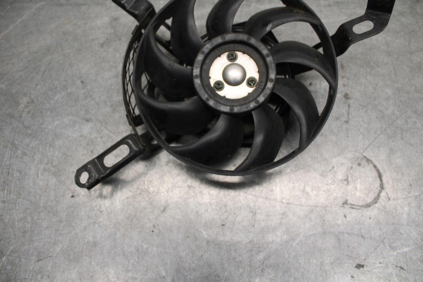 05-06 SUZUKI GSXR1000 ENGINE RADIATOR COOLING FAN 17800-41G00 BB677